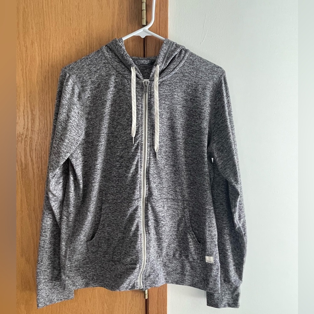 LIKE NEW! Vuori Size M Heather gray performance hoodie